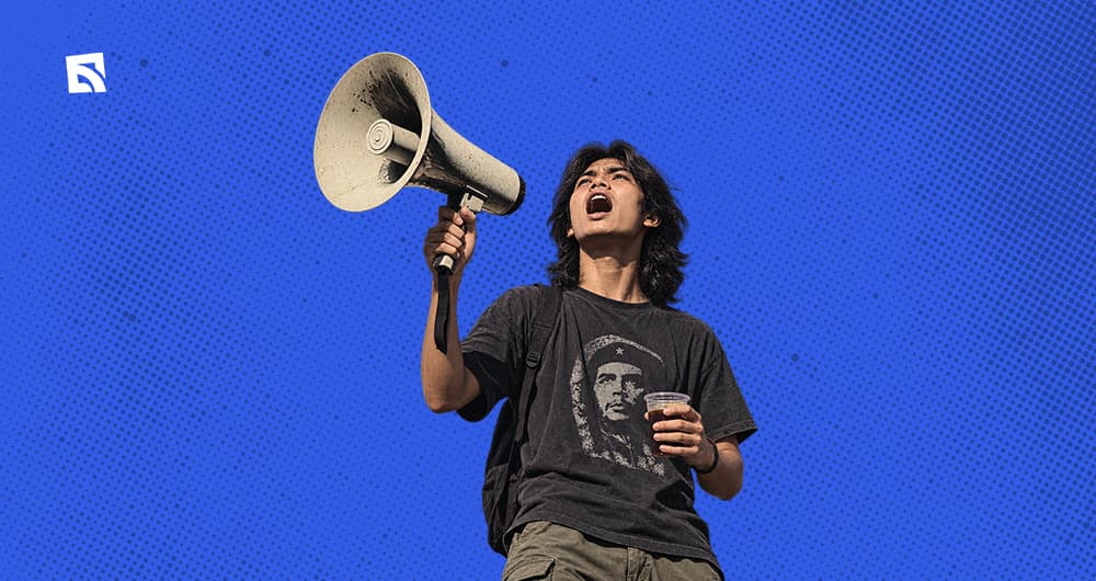 Secangkir Kopi Susu dan Revolusi yang Tertunda